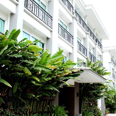 14 Resort Bangkok Luaran gambar