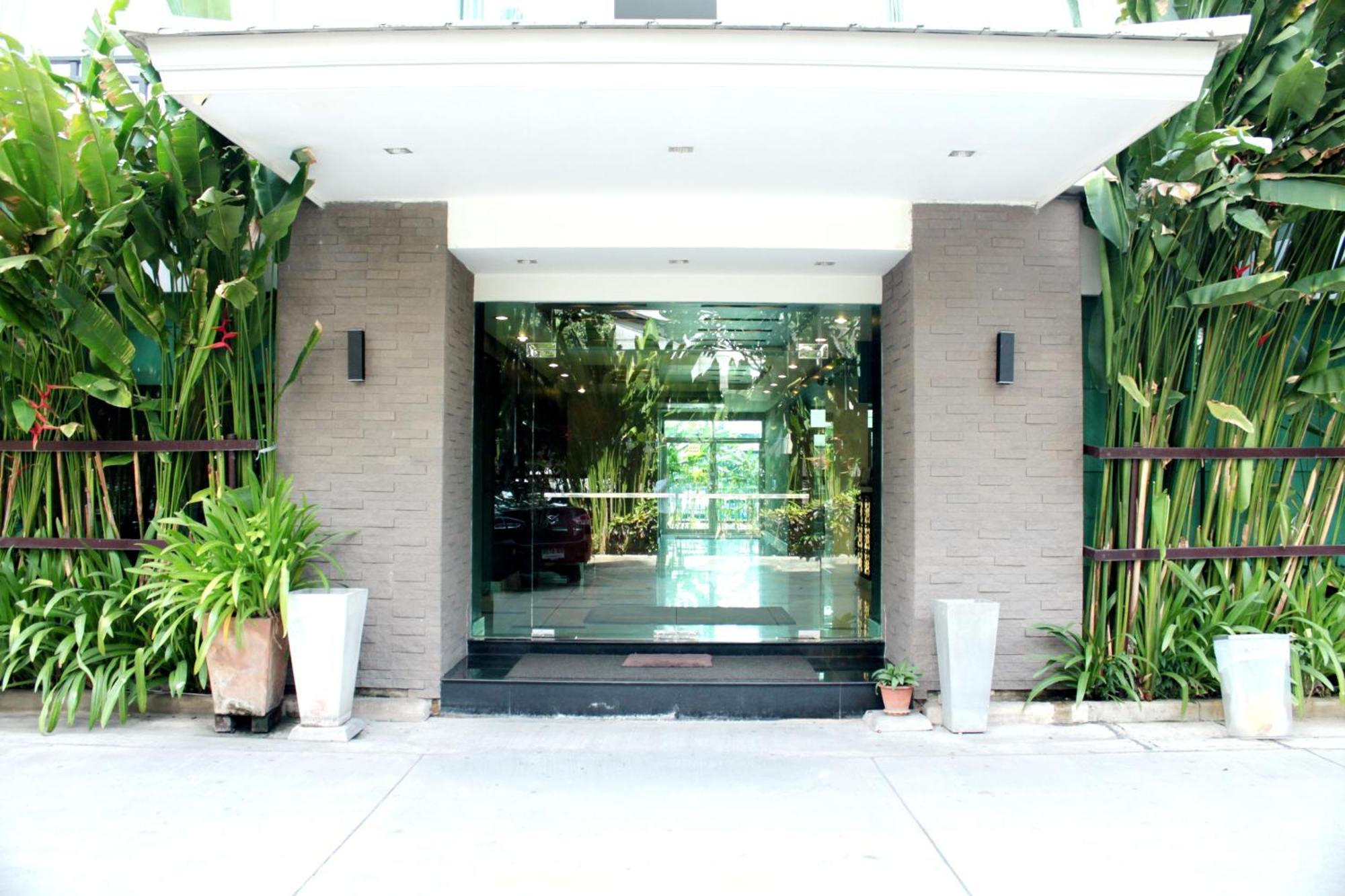 14 Resort Bangkok Luaran gambar